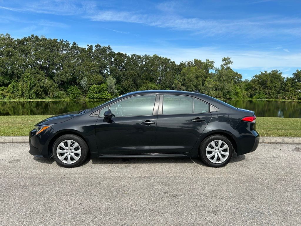 Thumbnail: 2021 Toyota Corolla - 2