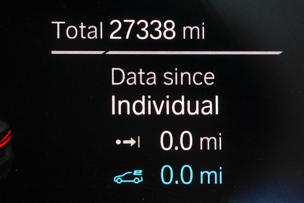 Thumbnail: 2023 BMW 5 Series - 32