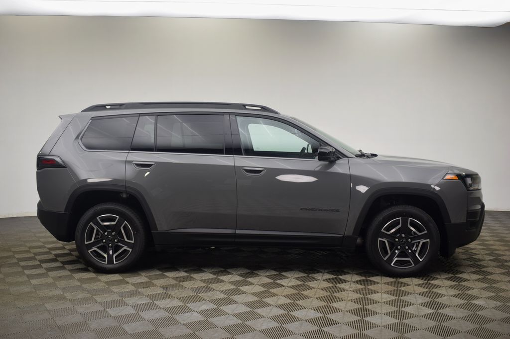new 2026 Jeep Cherokee car, priced at $33,284