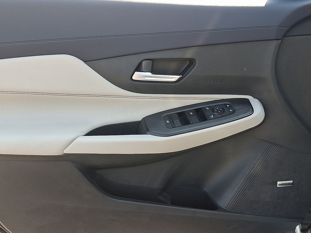 2026 Nissan Sentra — photo 8