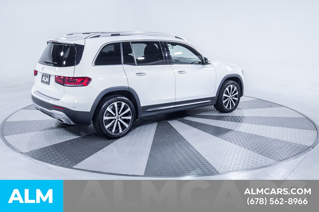 Used 2022 White Mercedes-Benz GLB 250 image 10