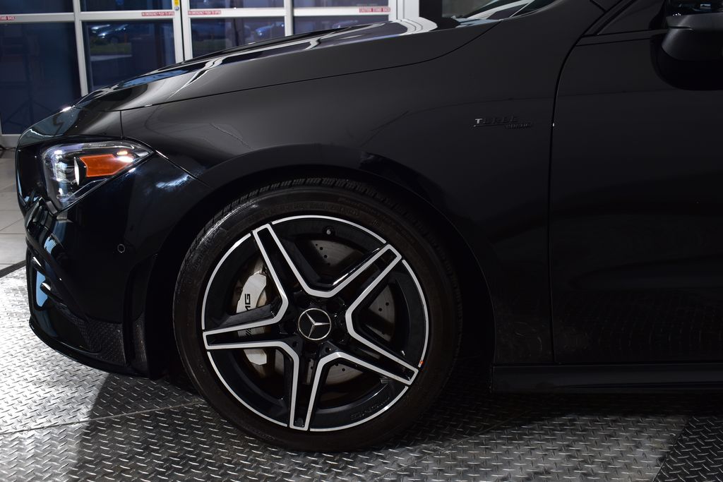 Thumbnail: 2022 Mercedes-Benz CLA - 9