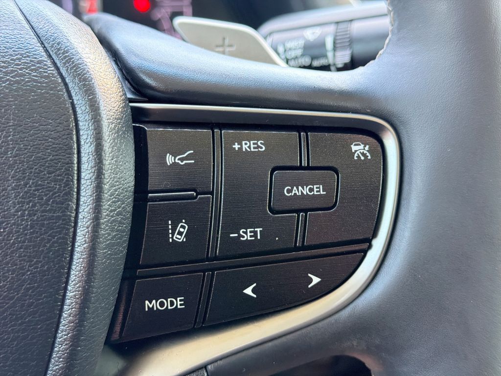 Thumbnail: 2019 Lexus ES - 27