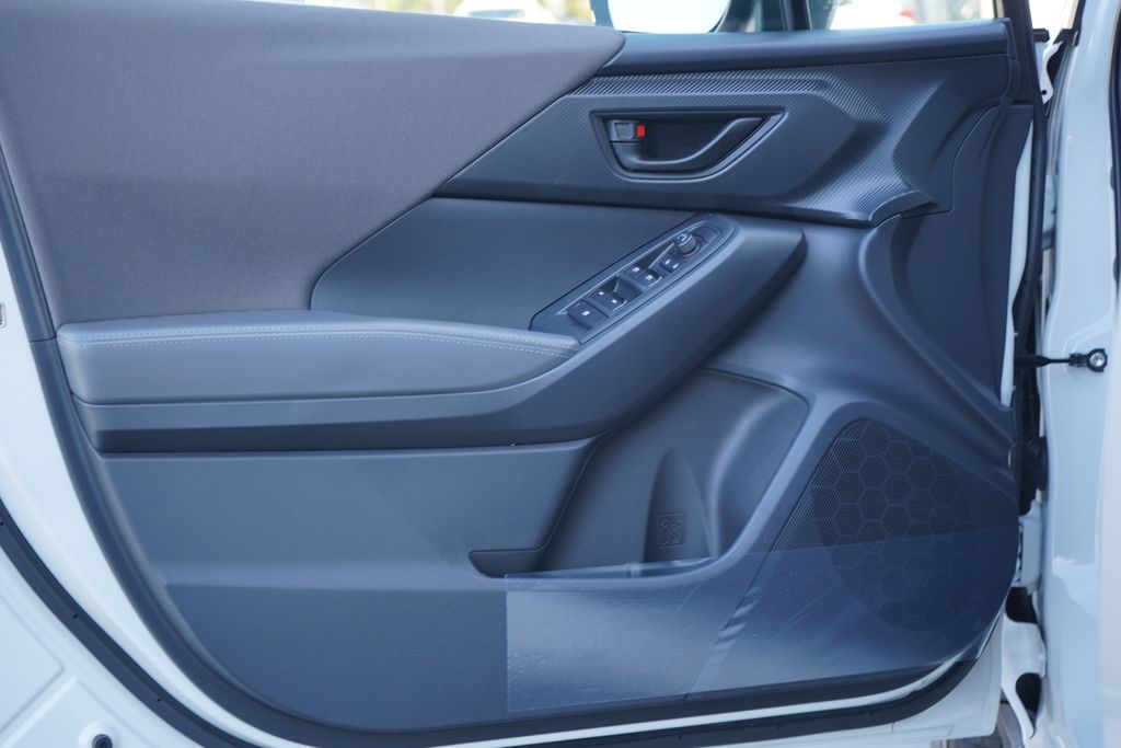 2025 Subaru Crosstrek Premium 18