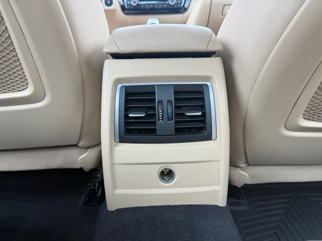 2017 BMW 3 Series 330i xDrive