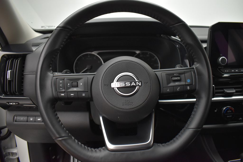 Thumbnail: 2025 Nissan Pathfinder - 15