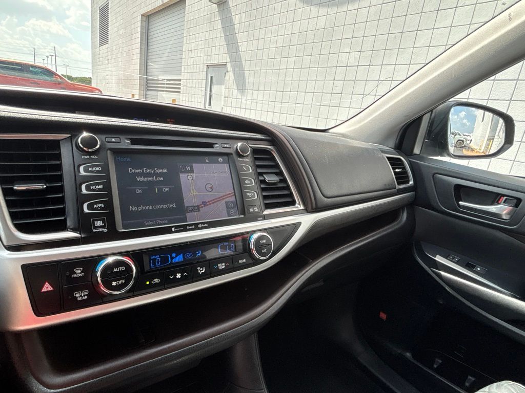 Used 2019 Toyota Highlander SUV