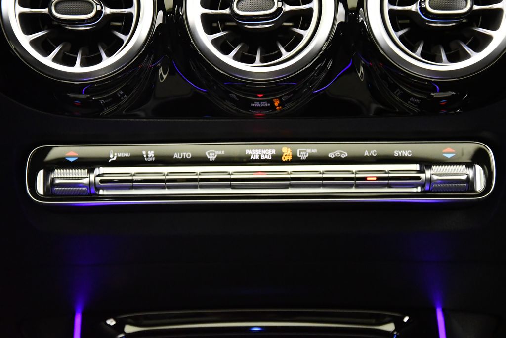 Thumbnail: 2025 Mercedes-Benz GLA - 29