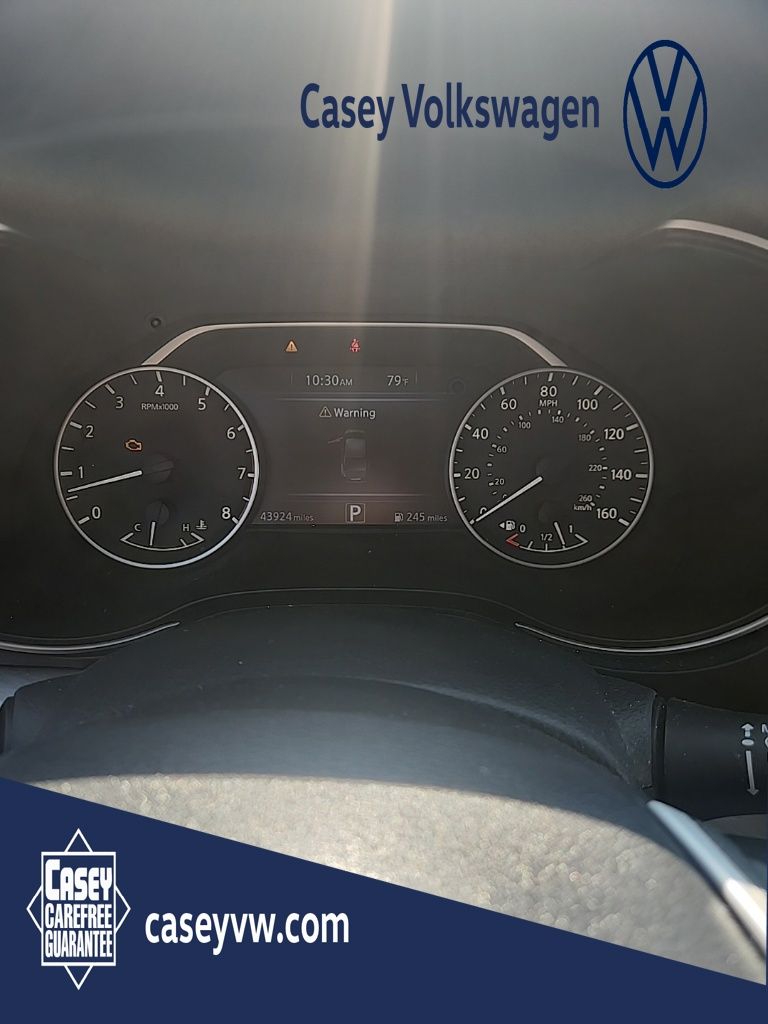 Gray (Gun Metallic) 2017 Nissan Maxima Sedan Front-Wheel Drive Continuously Variable Transmission
