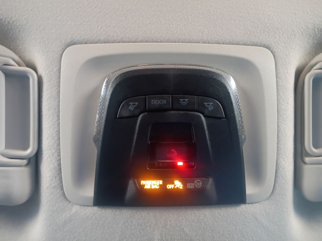 Used Car 2022 Toyota Corolla Cross  Xle For Sale Under $25,000 In Austin, Texas