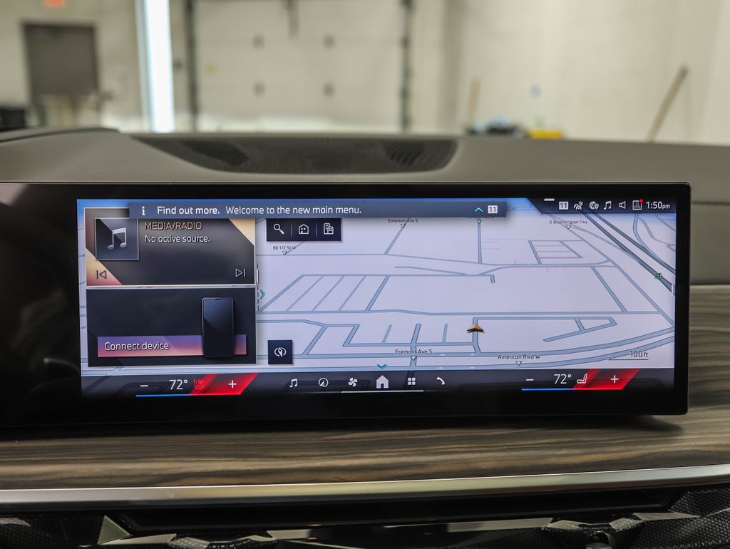 Thumbnail: 2026 BMW X7 - 15