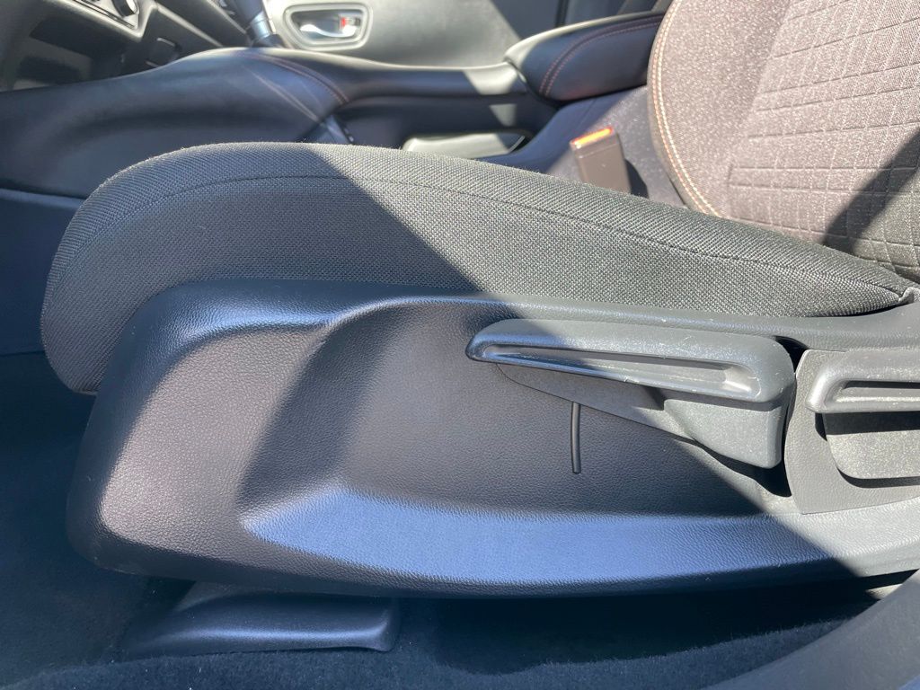 Thumbnail: 2024 Honda HR-V - 24