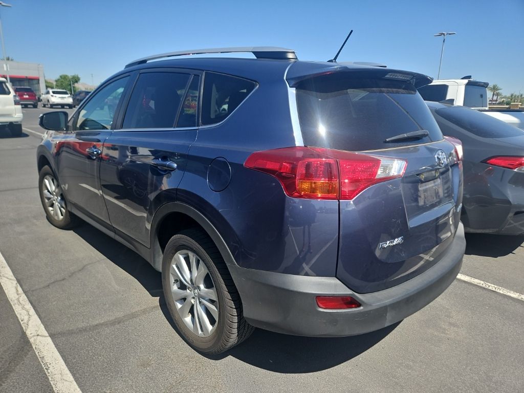 Thumbnail: 2013 Toyota RAV4 - 2