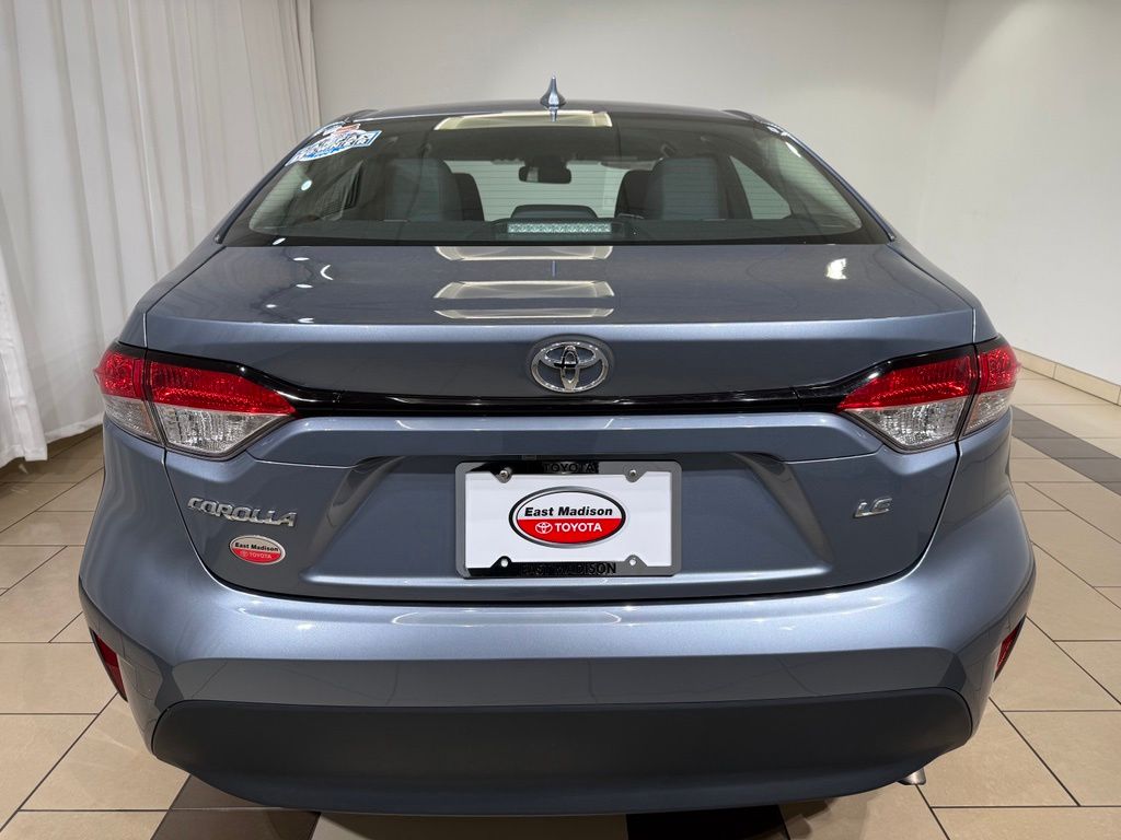 Thumbnail: 2025 Toyota Corolla - 4