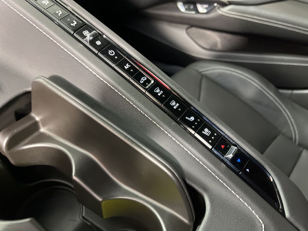 Thumbnail: 2024 Chevrolet Corvette - 31