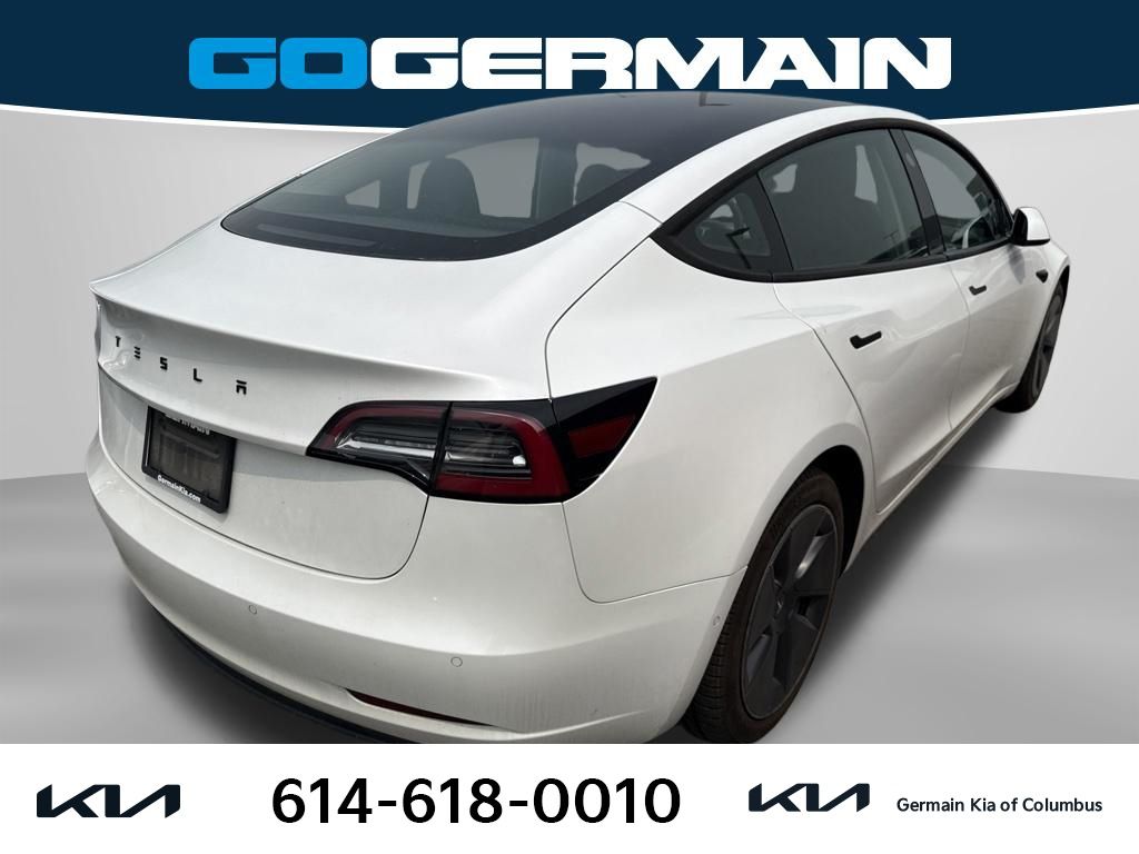 Used 2021 White Tesla Standard Range Plus image 5