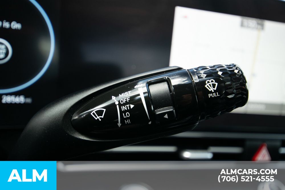 2022 Hyundai Elantra Hybrid Limited photo 15