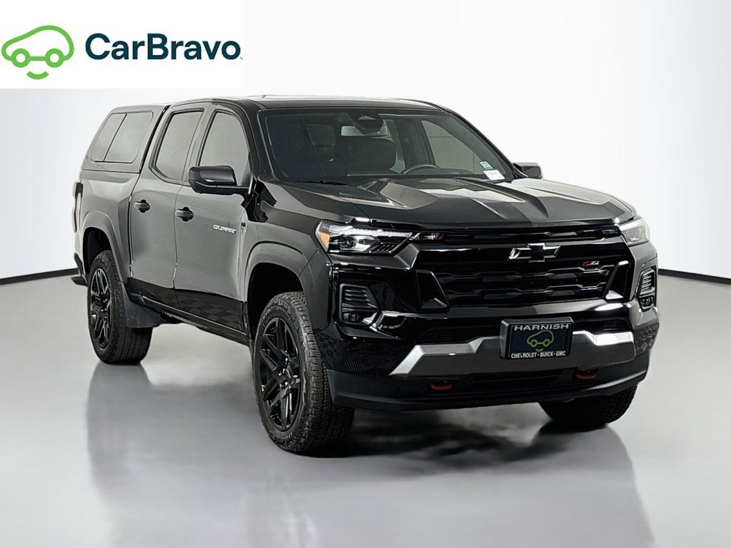 Black 2025 Chevrolet Colorado Pickup Truck Four-Wheel Drive 8-Speed Automatic