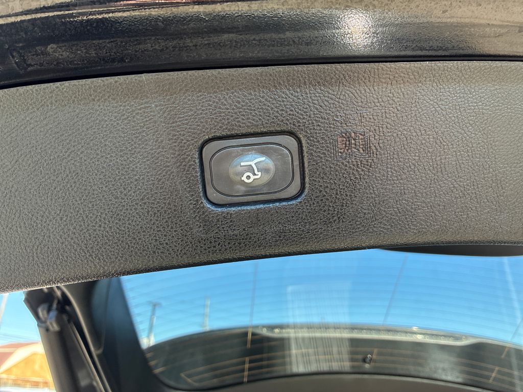 2022 Ford Edge Titanium Black at Grove City Ford