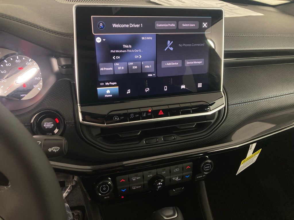 New 2026 Black Jeep Latitude image 2