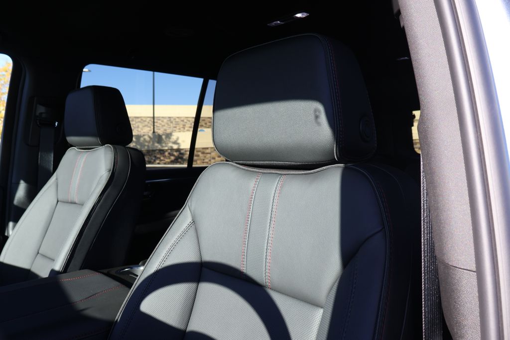 Thumbnail: 2026 Chevrolet Tahoe - 17