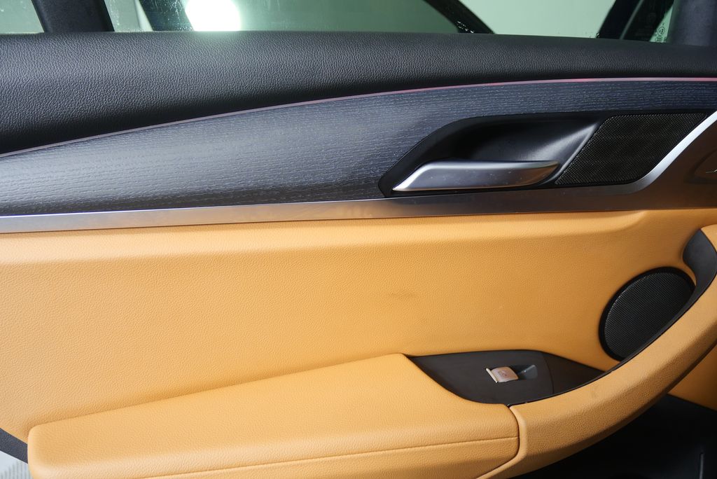 Thumbnail: 2022 BMW X3 - 13