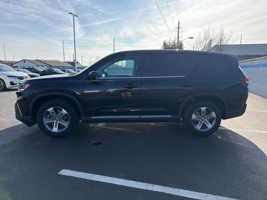 Thumbnail: 2025 Honda Pilot - 2