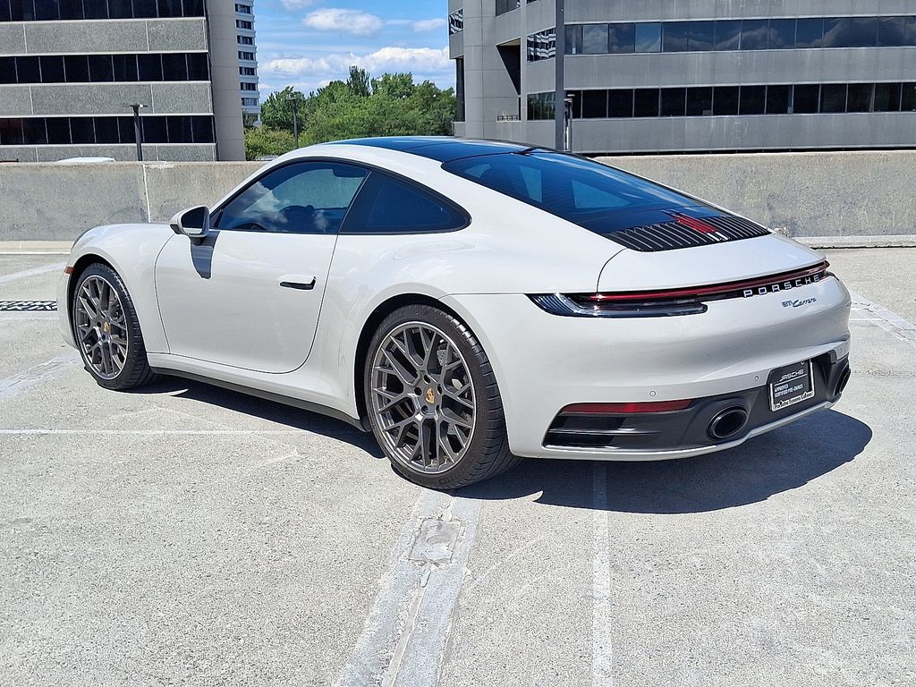 Thumbnail: 2023 Porsche 911 - 10
