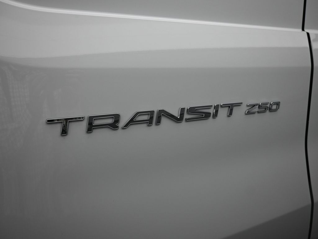 2025 Ford Transit 250