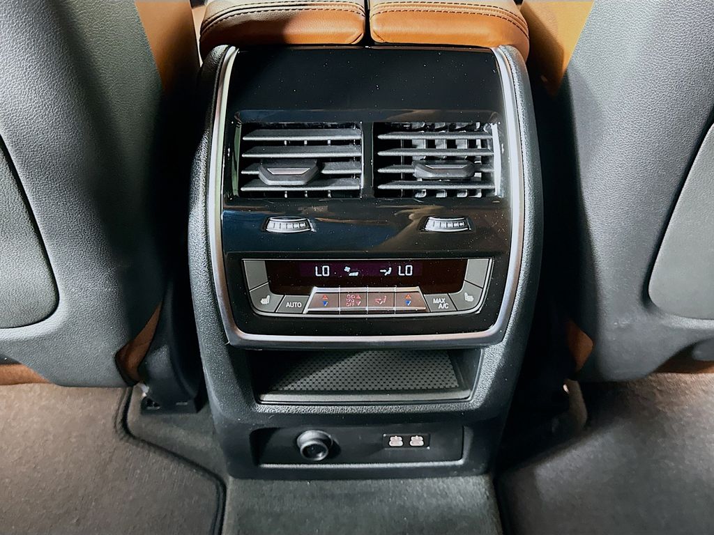 Thumbnail: 2026 BMW X5 - 18