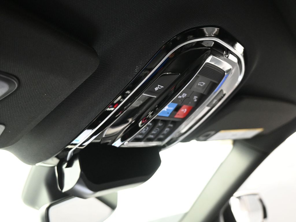 Used 2024 Silver Zynith Jeep Overland image 31