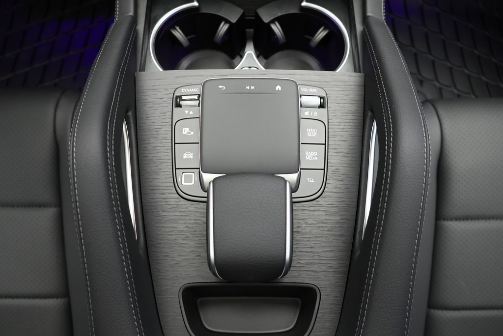 Thumbnail: 2026 Mercedes-Benz GLE - 29