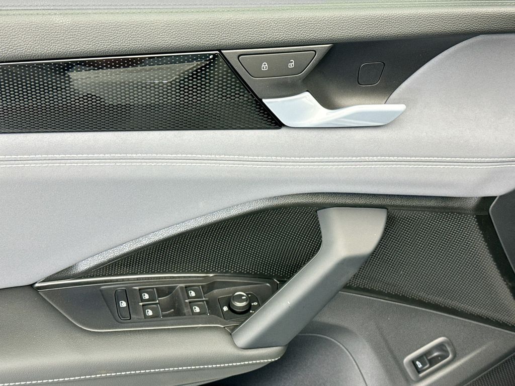 Thumbnail: 2026 Volkswagen Tiguan - 21