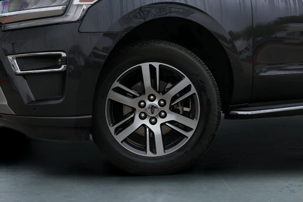 Used Car 2023 Ford Expedition Max  Limited For Sale Under $50,000 In Austin, Texas