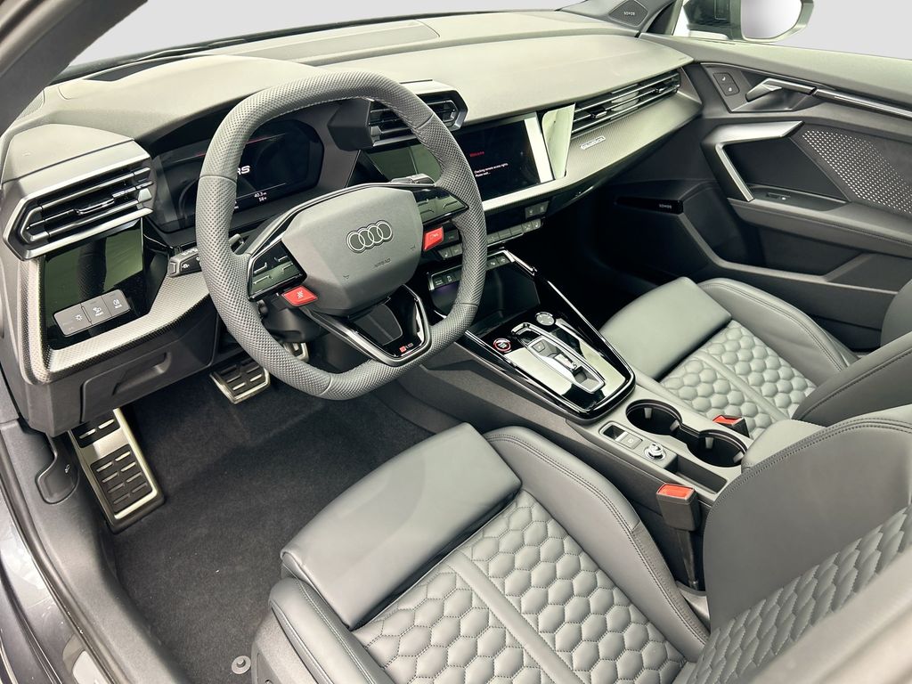 Thumbnail: 2025 Audi RS 3 - 9