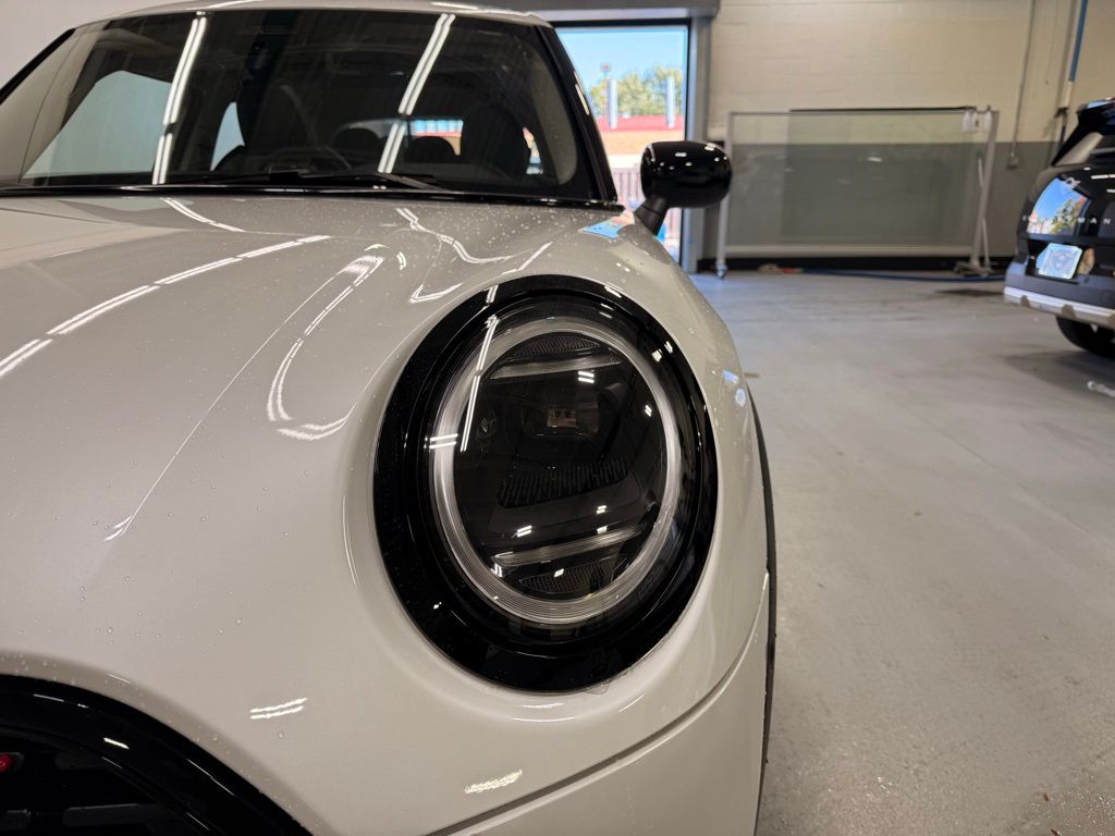 Thumbnail: 2025 MINI Cooper - 9