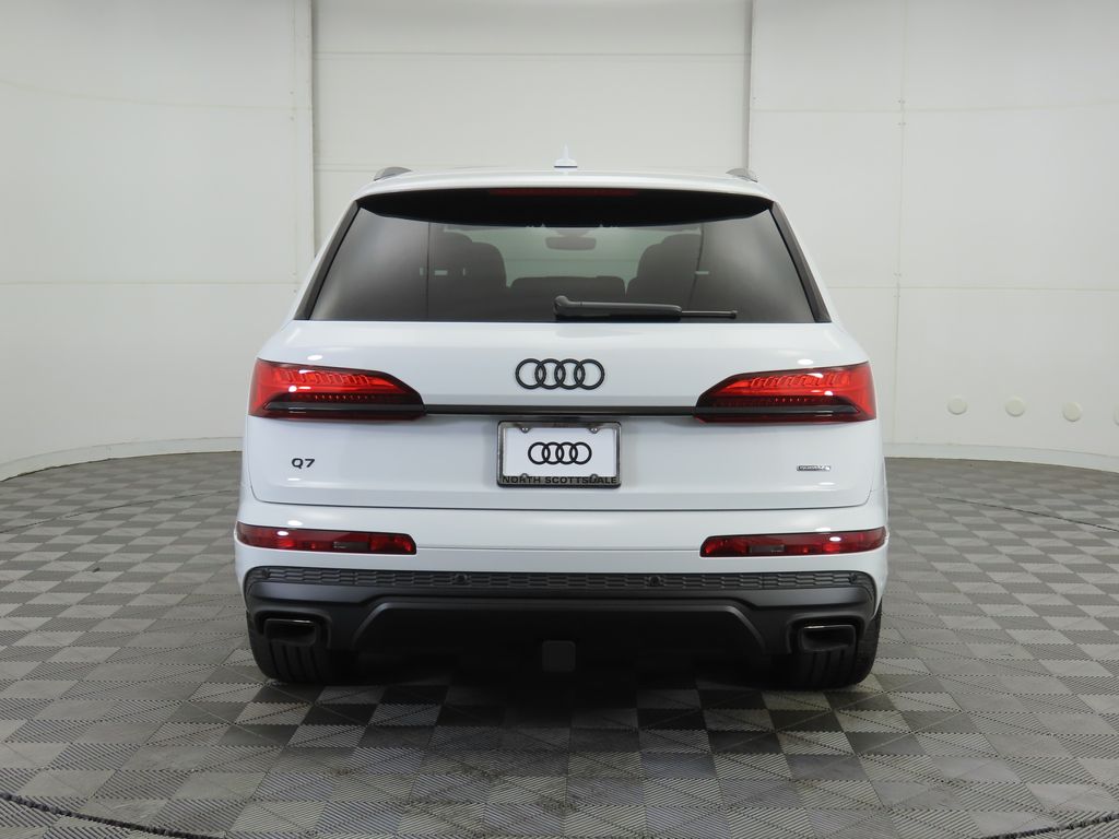 Thumbnail: 2025 Audi Q7 - 6