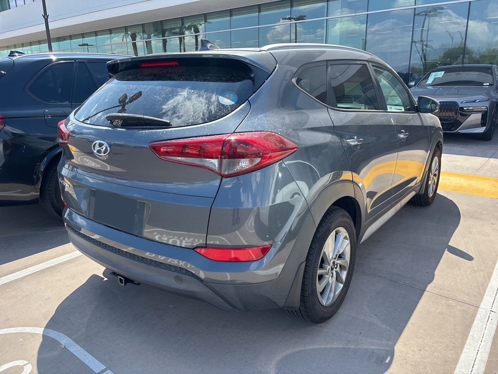 Thumbnail: 2018 Hyundai Tucson - 4