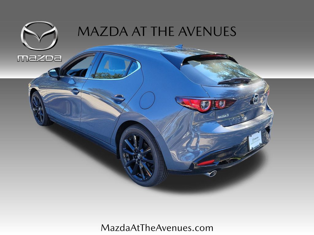 2026 Mazda Mazda3 Premium - Photo 6