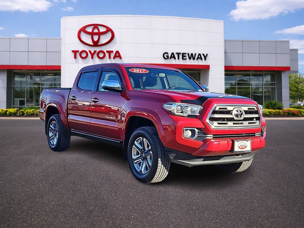 Thumbnail: 2017 Toyota Tacoma - 3