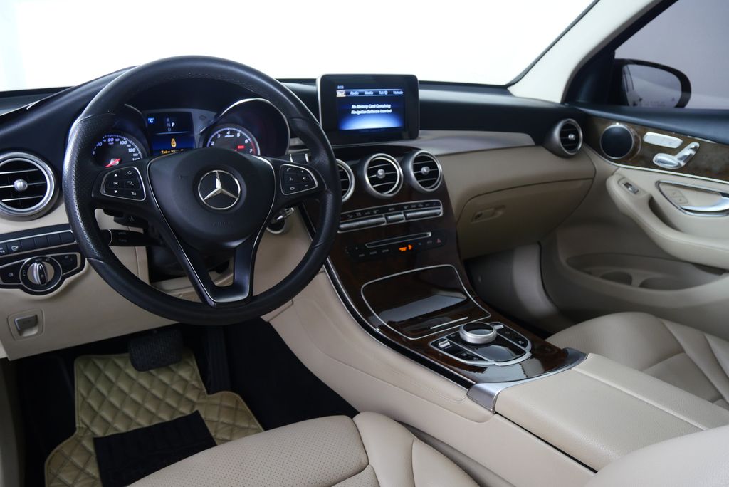 2018 Mercedes-Benz GLC 300 18