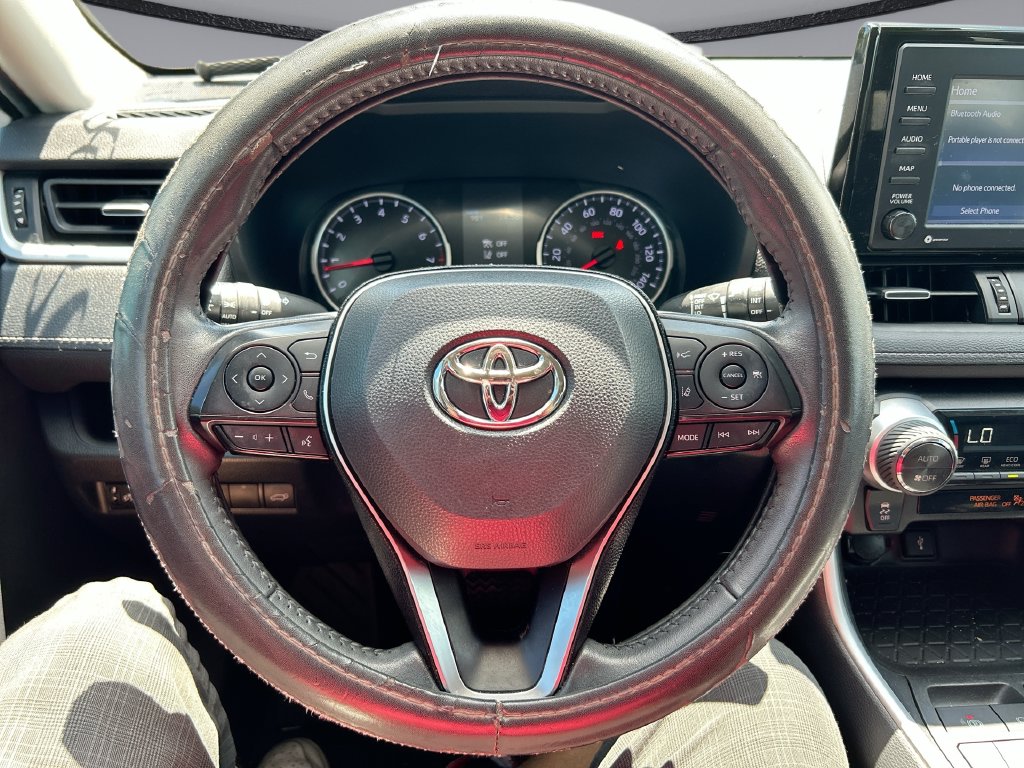 Thumbnail: 2022 Toyota RAV4 - 15