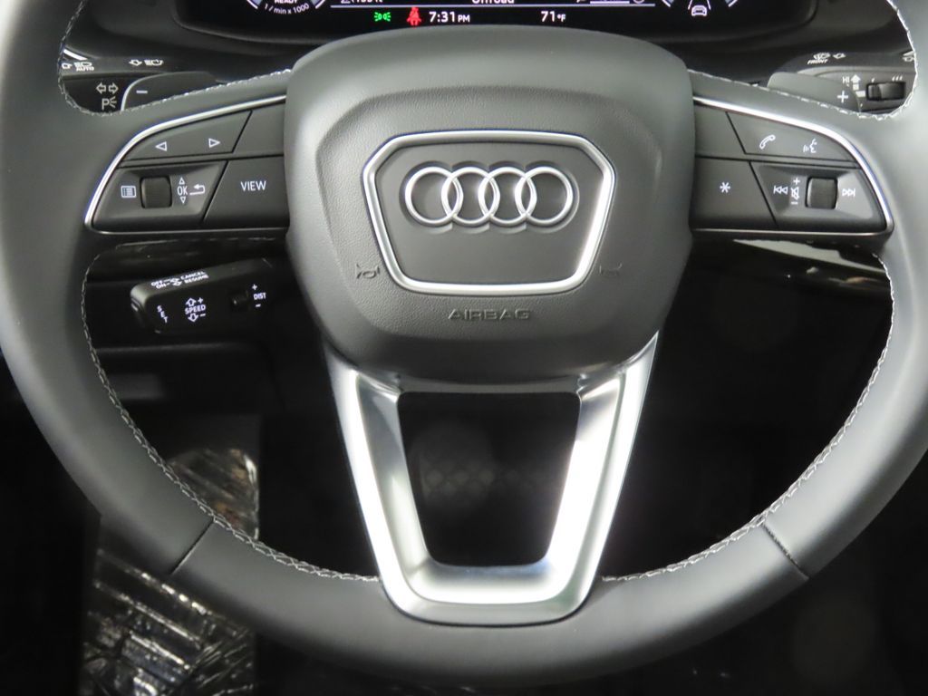 Thumbnail: 2026 Audi Q7 - 15
