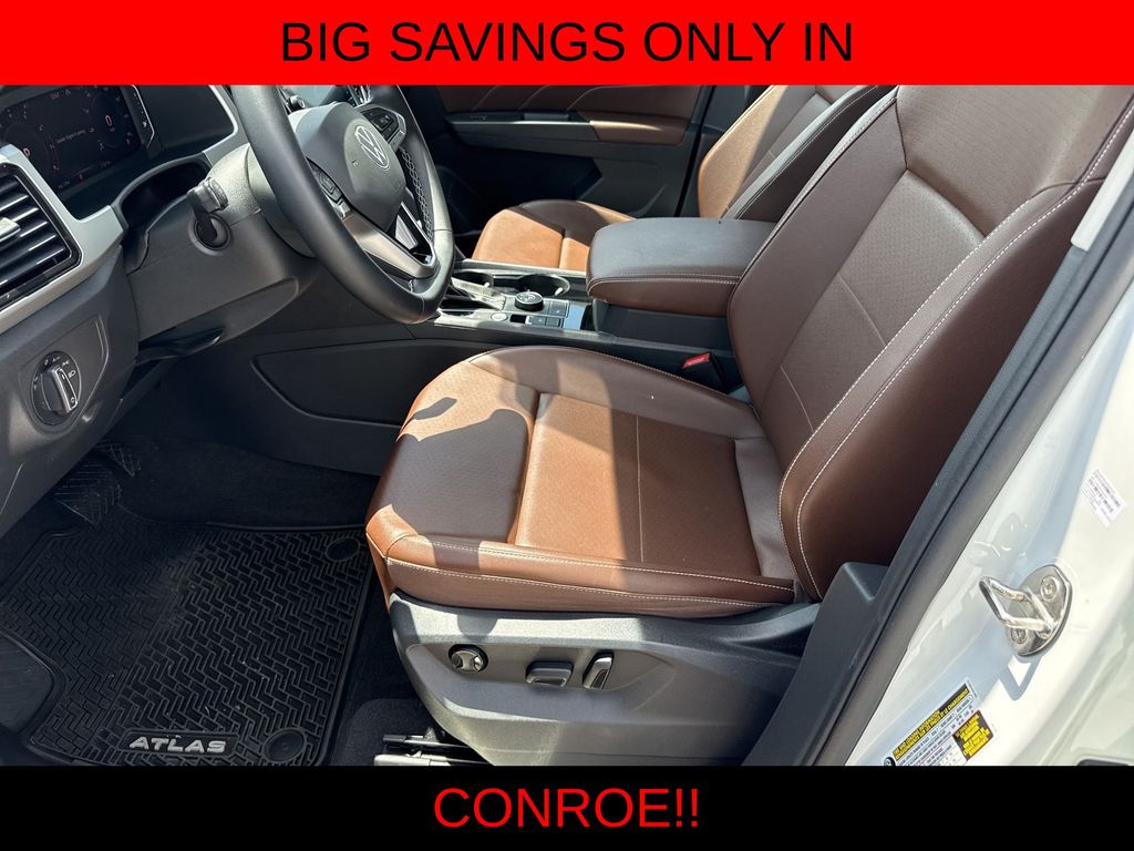 2022 Volkswagen Atlas 3.6L V6 SE w/Technology White at South Houston Nissan