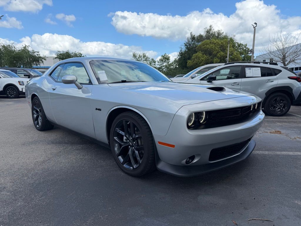 Triple Nickel Clearcoat 2023 Dodge Challenger R/T RWD Coupe Rear-Wheel Drive 8-Speed Automatic