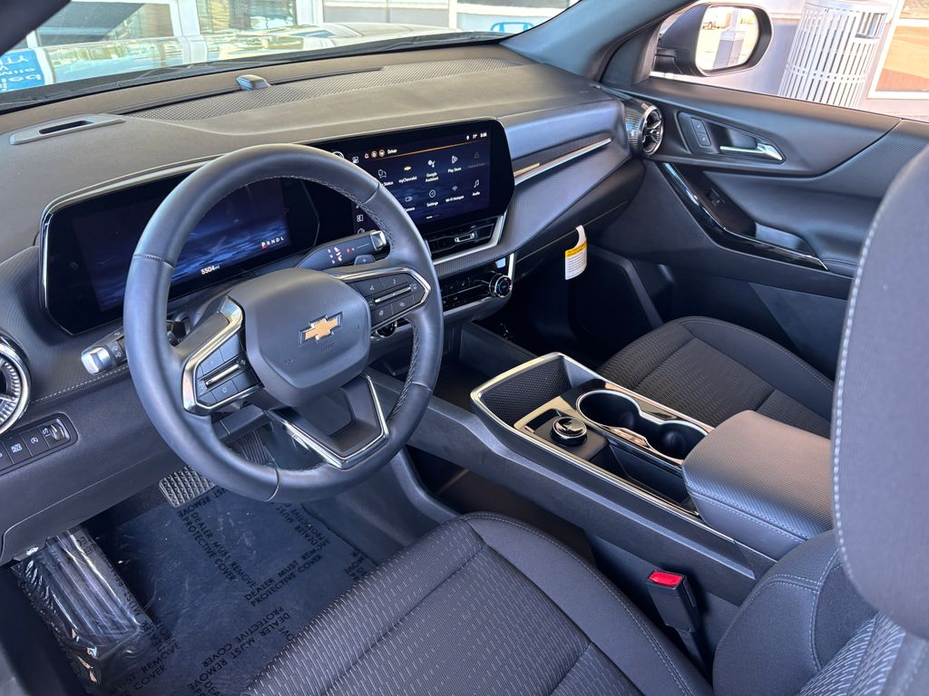 Thumbnail: 2026 Chevrolet Equinox - 9