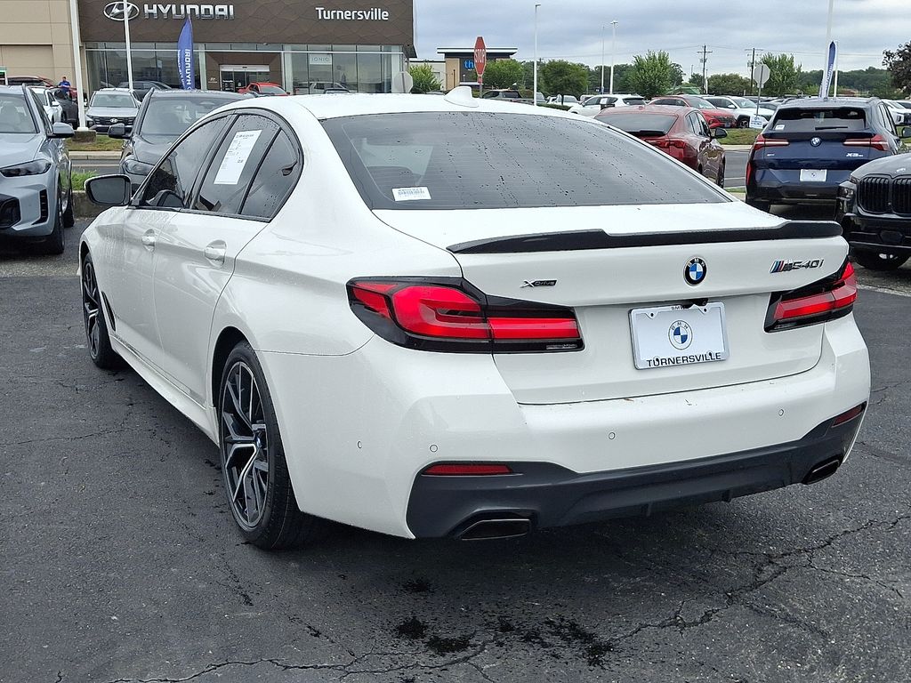 Thumbnail: 2021 BMW 5 Series - 4