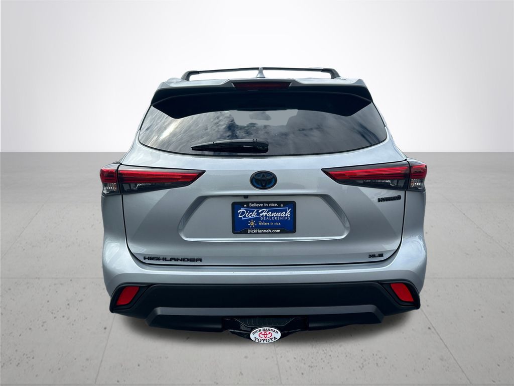 2023 Toyota Highlander Hybrid XLE