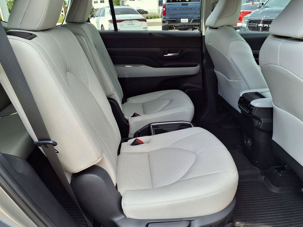 Used 2026 Toyota Grand Highlander SUV