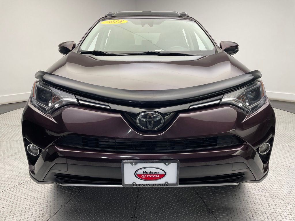 2018 Toyota RAV4 XLE 2